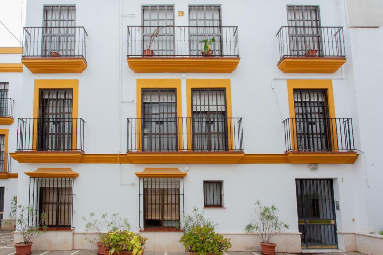 Pikis Apartment Center 1 Seville Exterior photo