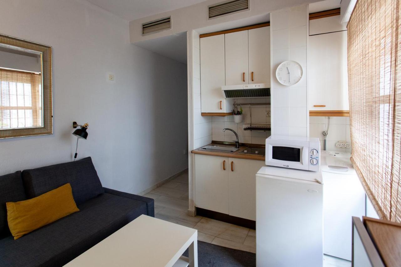 Pikis Apartment Center 1 Seville Exterior photo